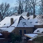 Aan 't Hof 3*